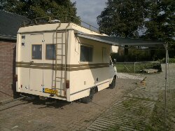 Te Koop: Mooie Bedford camper met 4 slaapplaatsen.