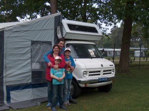 Even Voorstellen: Bernd en Esther Kessels met hun kinderen